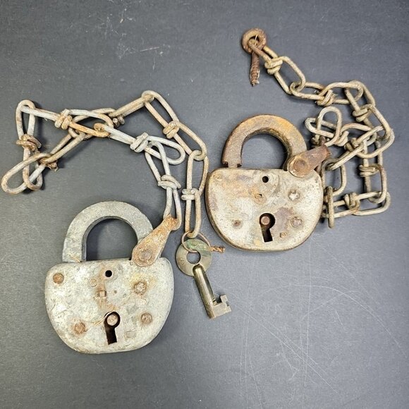 Vintage CPR Railroad Locks Made In Canada With Chains And Key READ - Picture 1 of 11